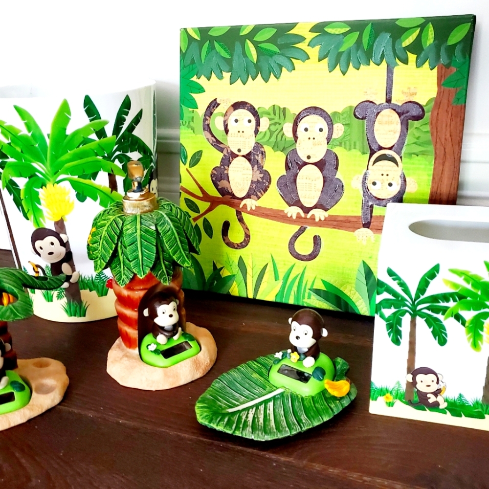 Monkey bathroom accessories